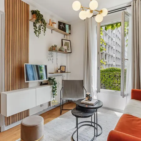 Cosy A 2 Pas De Paris Apartment Montrouge